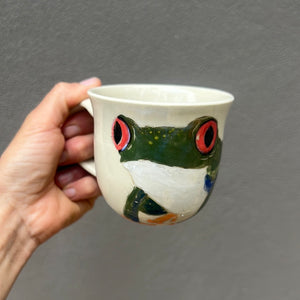 Frog cup