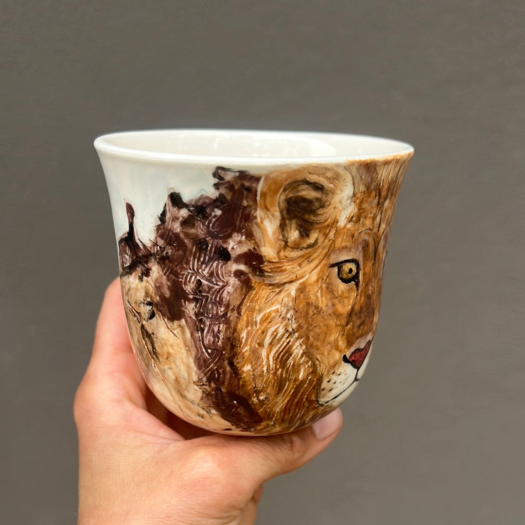 Lion cup