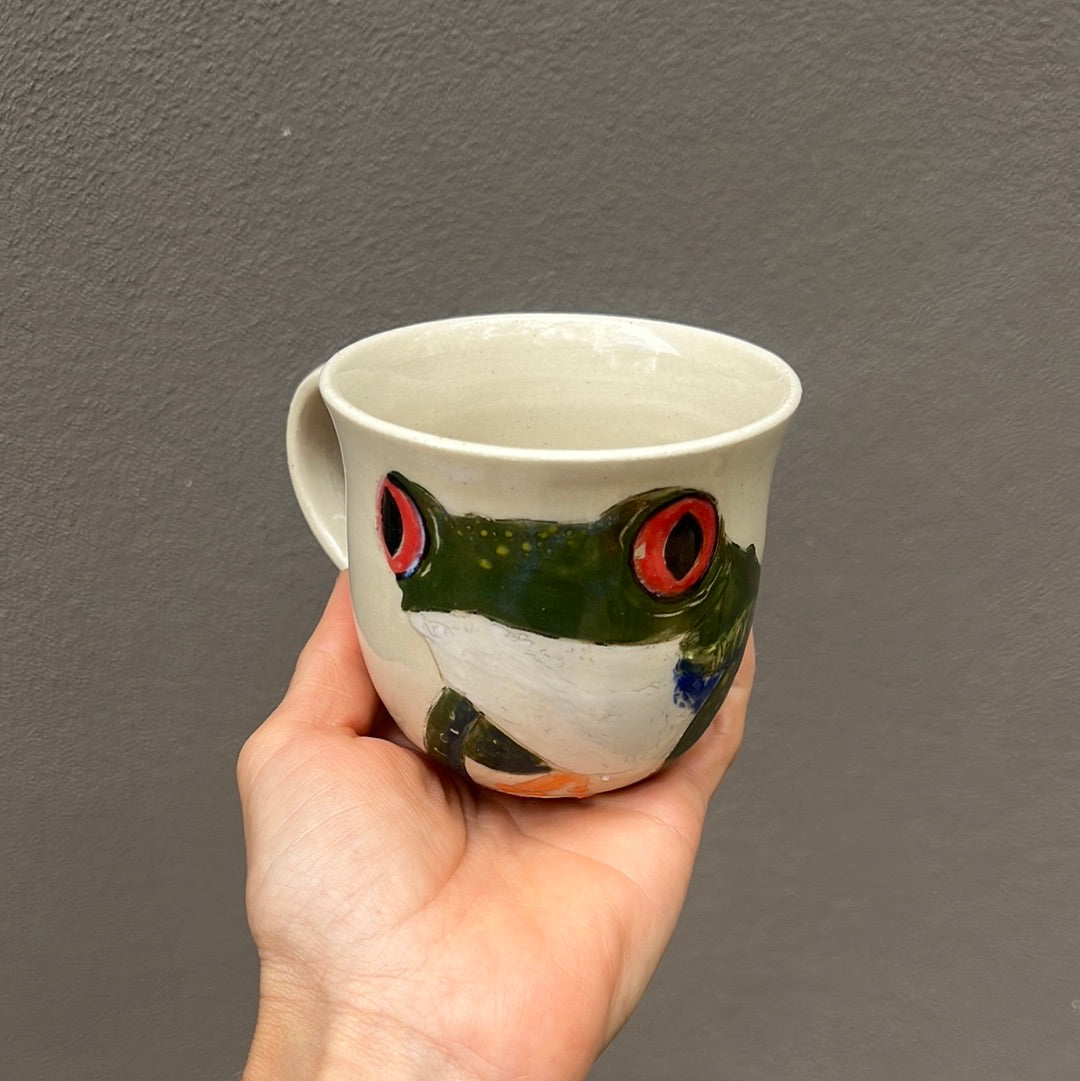 Frog cup