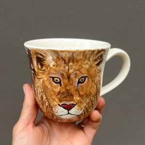 Lion cup